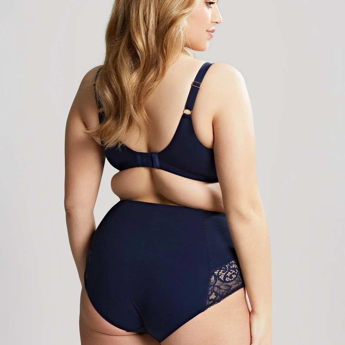 Soutien-gorge Emboitant Armatures Sculptresse Estel Bleu 7 Soutien-gorge Emboitant Armatures Sculptresse Estel Bleu – Image 5