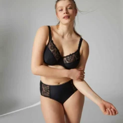 Simone Perele Soutien-gorge Emboîtant Armatures - Noir Simone Pérèle Bloom 10 Simone Perele Soutien-gorge Emboîtant Armatures - Noir Simone Pérèle Bloom -FITANCY Boutique soutien gorge emboitant armatures noir 3268250 4 1140x1140