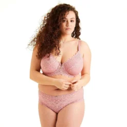 Camille Cerf x Pomm Poire - Soutien-gorge Emboîtant Fraisier Rose 10 Camille Cerf x Pomm Poire - Soutien-gorge Emboîtant Fraisier Rose -FITANCY Boutique soutien gorge emboitant armatures rose fraisier 3389040 4 1140x1140