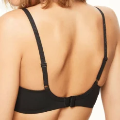 Soutien-gorge Moulé Minimiseur Chantelle ORANGERIE Noir 7 Soutien-gorge Moulé Minimiseur Chantelle ORANGERIE Noir -FITANCY Boutique soutien gorge moule minimiseur noir 303043 3 1140x1140