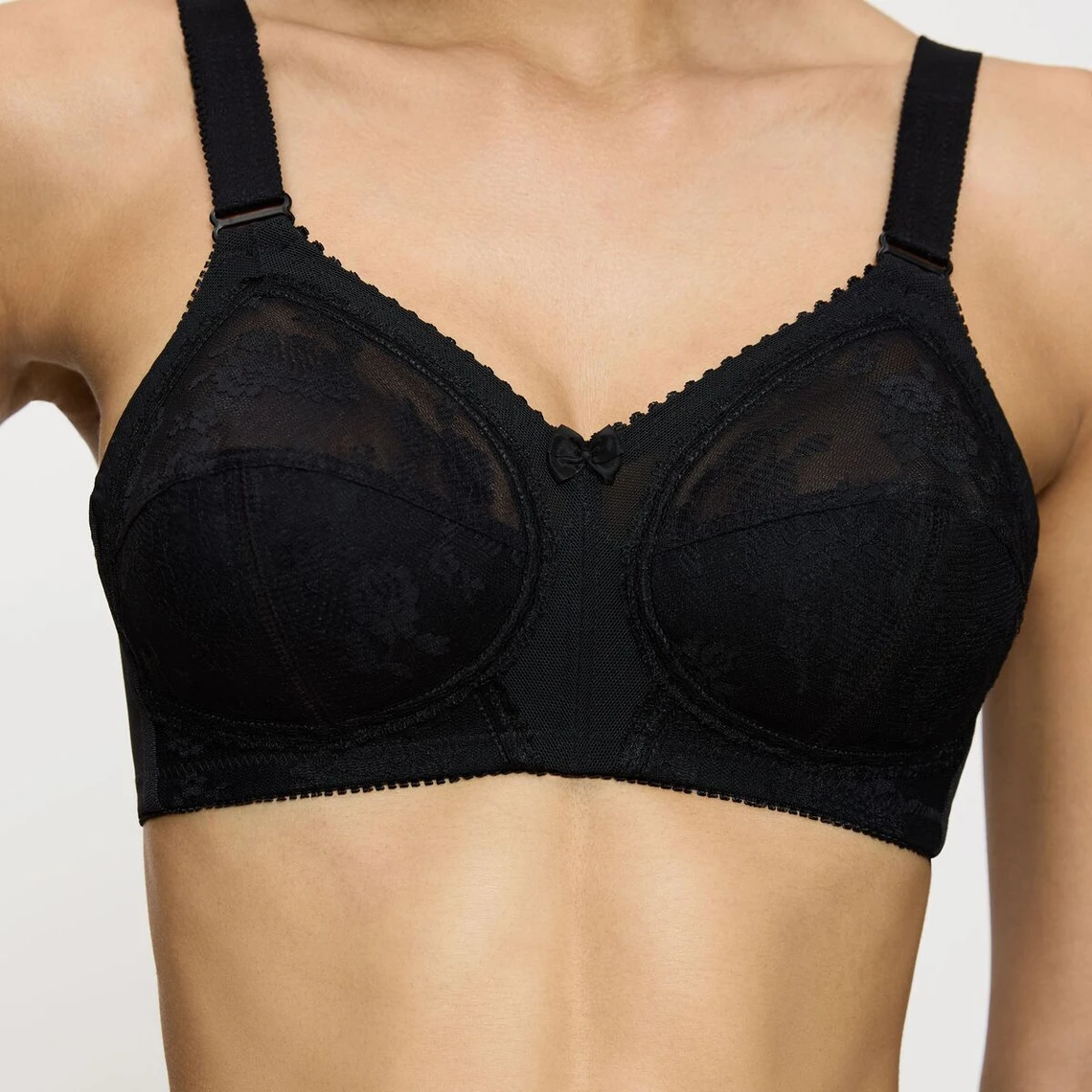 Soutien-gorge Sans Armatures Triumph DOREEN Noir 3 Soutien-gorge Sans Armatures Triumph DOREEN Noir