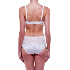 Triumph Soutien-gorge Armaturé -FITANCY Boutique underwired bra triumph amourette 300 vanilla 2360 1140x1140