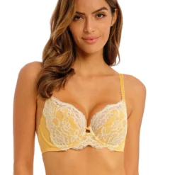 Wacoal Florilège : Soutien-Gorge Plongeant Jaune & Dentelle Raffinée -FITANCY Boutique we600701 hoy primary wacoal florilege honey uw bra 3433870 5 1140x1140